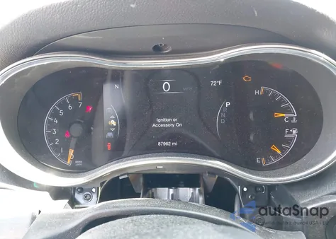 2018 Jeep Grand Cherokee Altitude 4X4 z USA, uszkodzony, nr VIN 1C4RJFAG4JC120550